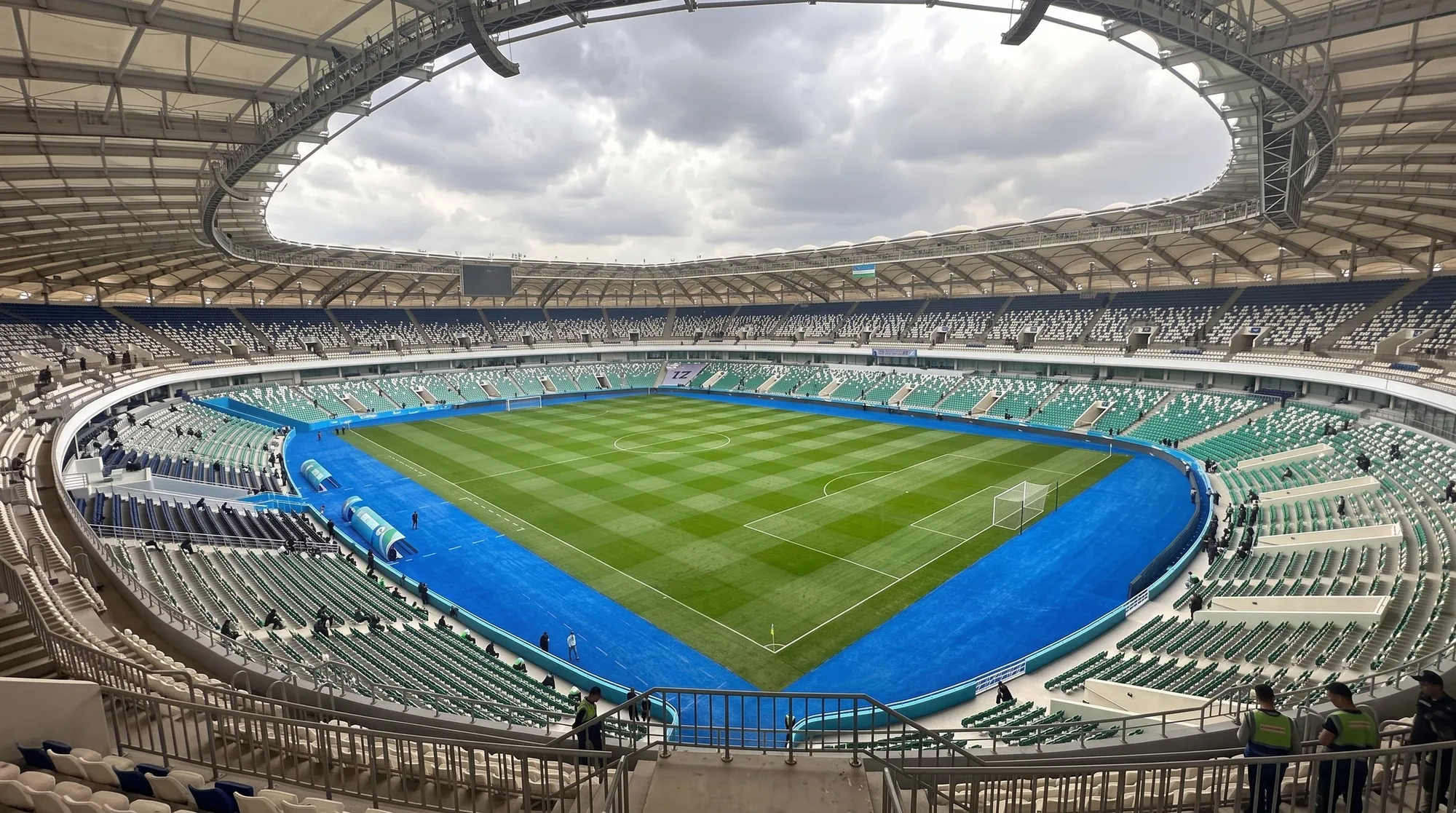 “Bunyodkor” stadioni